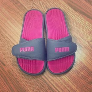 Puma sandals size 6